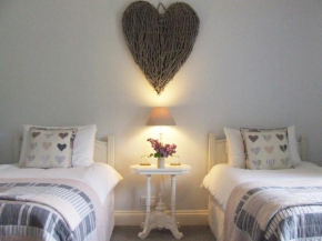 Lobhill Farmhouse Bed and Breakfast and Self Catering Accommodation